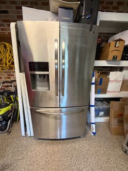 Refrigerator French door