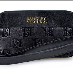 Badgley Mischka Madalyn Vegan Leather Belt Bag / Fanny Pack, wallet. Used once . 