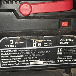 Briggs & Stratton Air Compressor With 25ft Hose