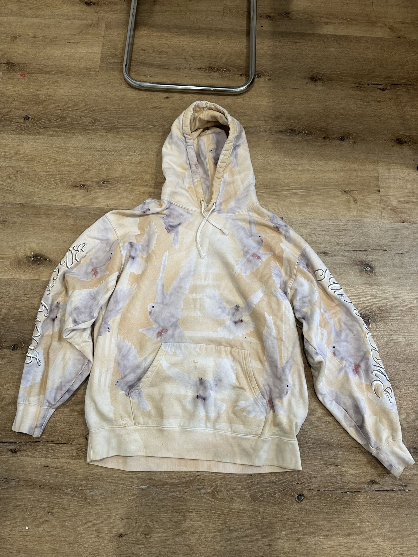 Supreme Dove Hoodie Sz XL
