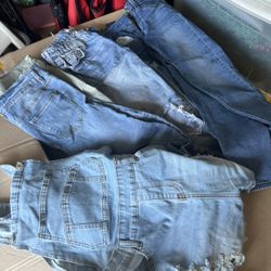 Girls Size 7-8 Jeans Shorts Jumpers Cloths & Woman’s Cloths Box 