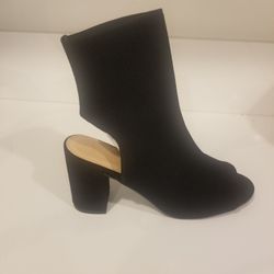 Womens Shoe Open Toe & Heel like Boots Size 9 Blk New