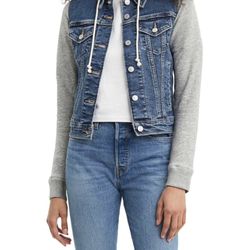 Levi’s Women's New Hybrid Original Trucker Jacket