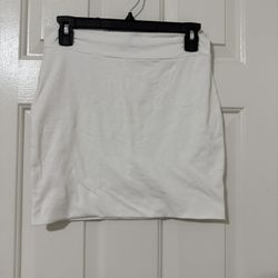 FASHION NOVA MINI SKIRT