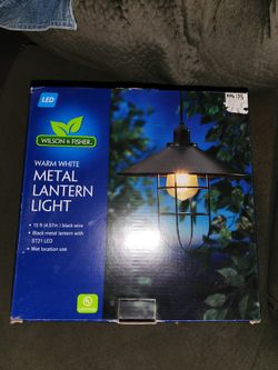 Wilsom & Fisher Metal Lantern Light