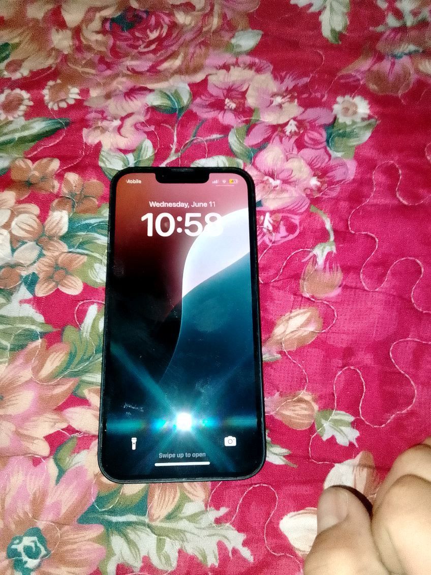 iPhone 13