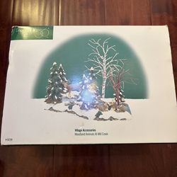 Dept 56 Woodland Animals at Mill Creek #52720 Village Accessory Side  Mill Creek