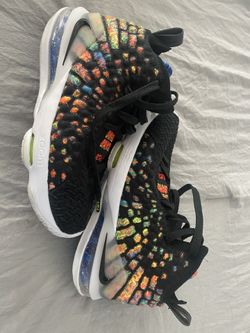 Nike Lebron 17 basketball shoes