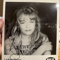 🎶 Signed LeAnn Rimes Photo – Early Career Autograph County Music