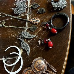 10 pc of jewlery