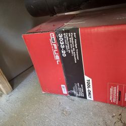 Milwaukee M18 FUEL 3033-20 24 in. 18 V Battery Hedge Trimmer Tool Only