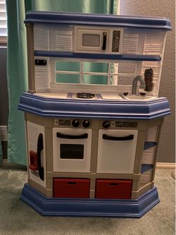 Children’s kitchen