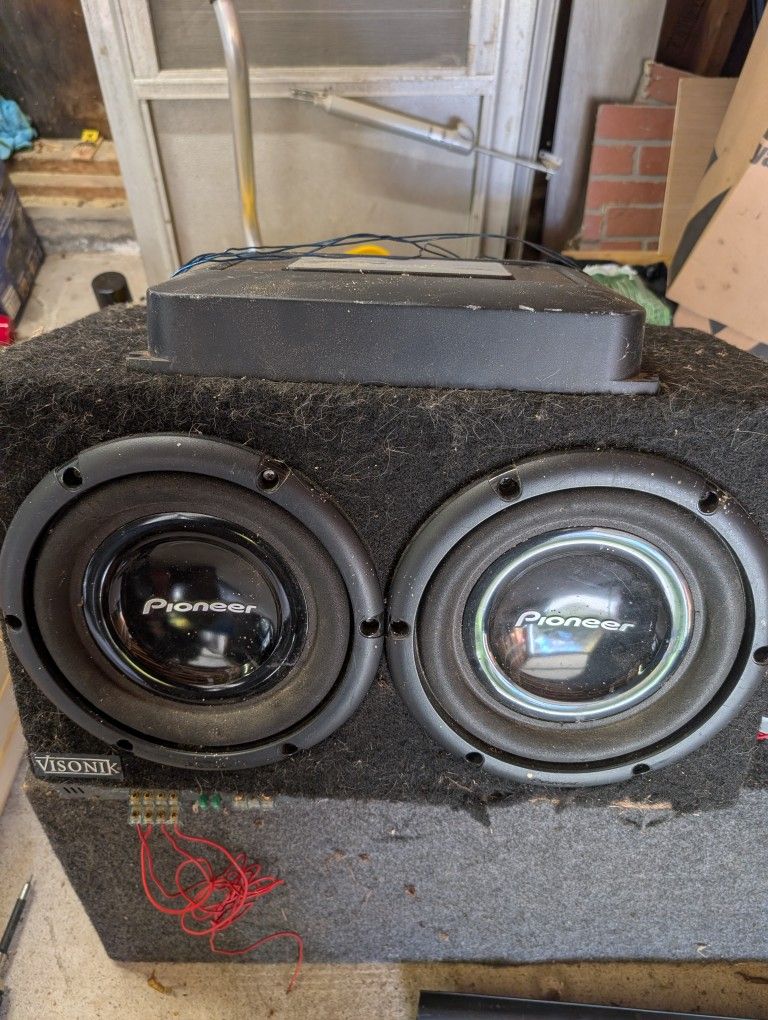 Dual 10" Subs With Amp