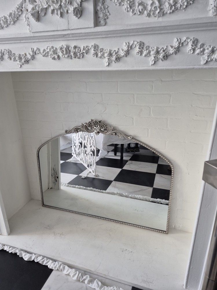 A Spectacular 30x40 Silver MIRROR. Mint Cond.