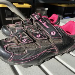 Pearl Izumi Women’s Clip-in Cycling Shoes