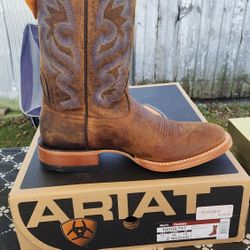 New Ariat Men's Cowboy Boots Size 11