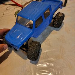 Rc car axial 1/24  losi arma traxxas