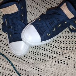 Converse Women's Size 7.5