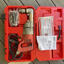 milwaukee heavy duty reversing 1/2 d handle drill