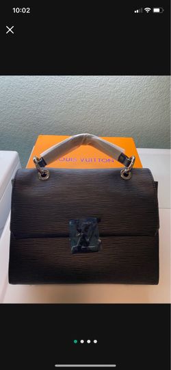Crossbody purse