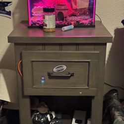 ASHLEY FURN TWIN BED SET