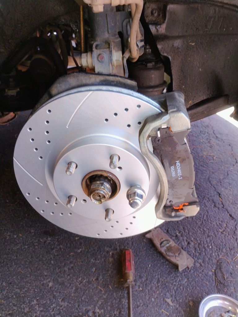 Brake Pads And Rotors Replacement Etc... Mobile Mechanic