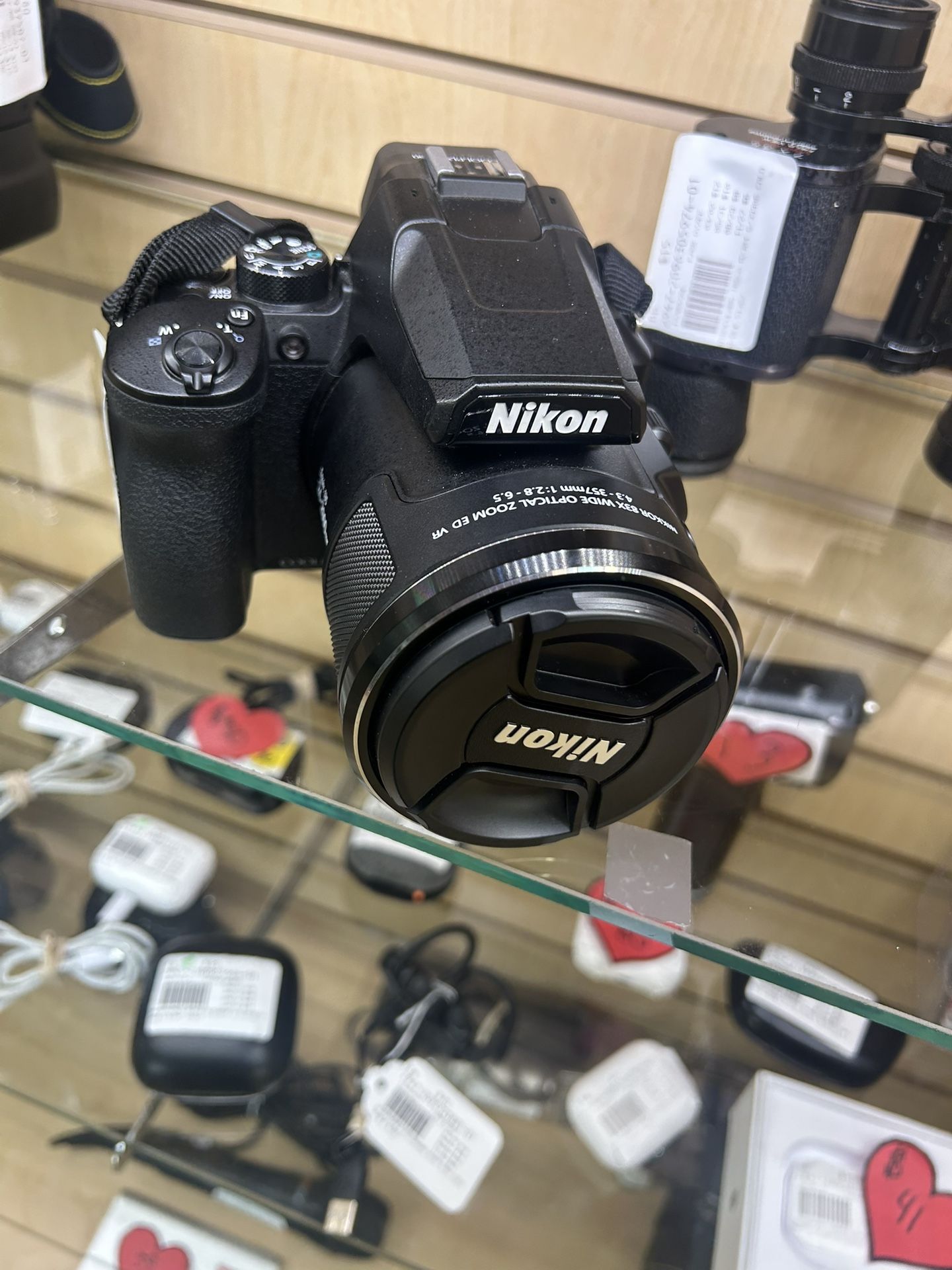 Nikon Coolpix P950
