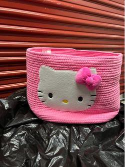 HELLO KITTY TOTES