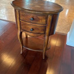 Solid Wood Compact Side Table 