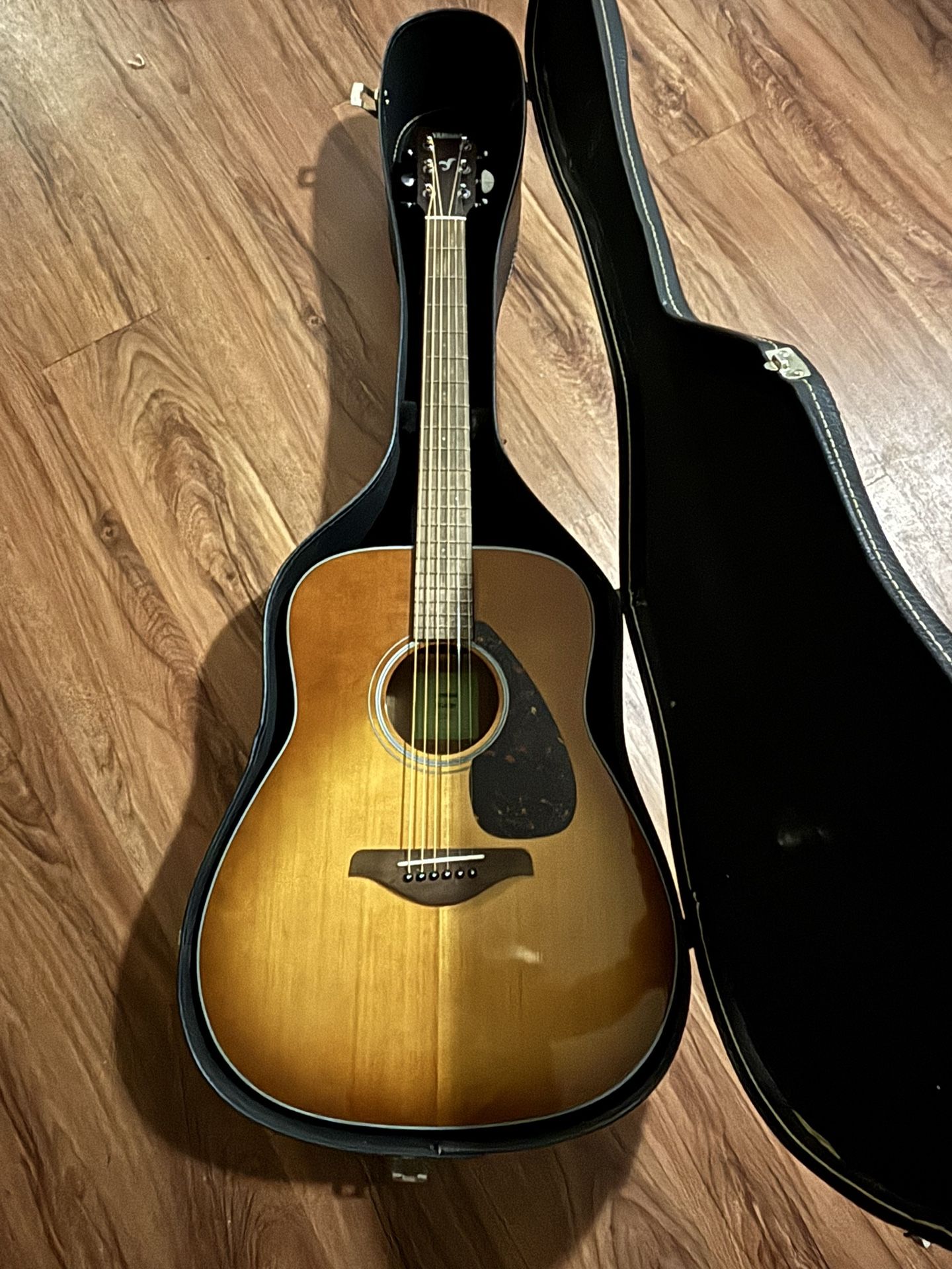Acoustic Guitar