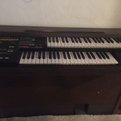 Vintage Gulbrasen C200 Elka Electric Piano Keyboard Organ