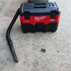 Milwaukee Vaccum