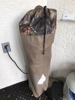 Real tree camo folding chair w arms