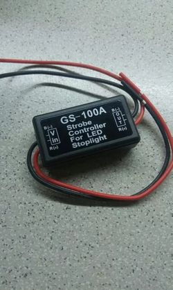 2pcs GS-100A Car Flash Strobe Controller Box Module for LED Brake Tail Stop Light Car styling