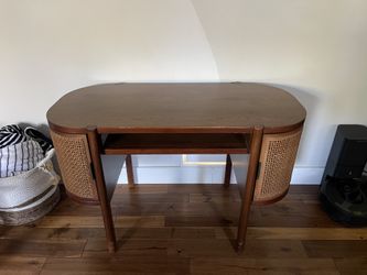 WoodPortola Desk
