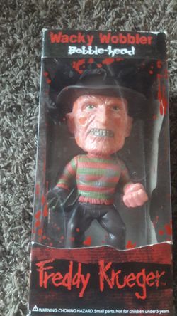 Wacky wobbler bobble head Freddy