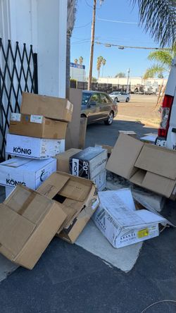 Free cardboard boxes and pallets
