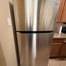 LG Fridge for Sale