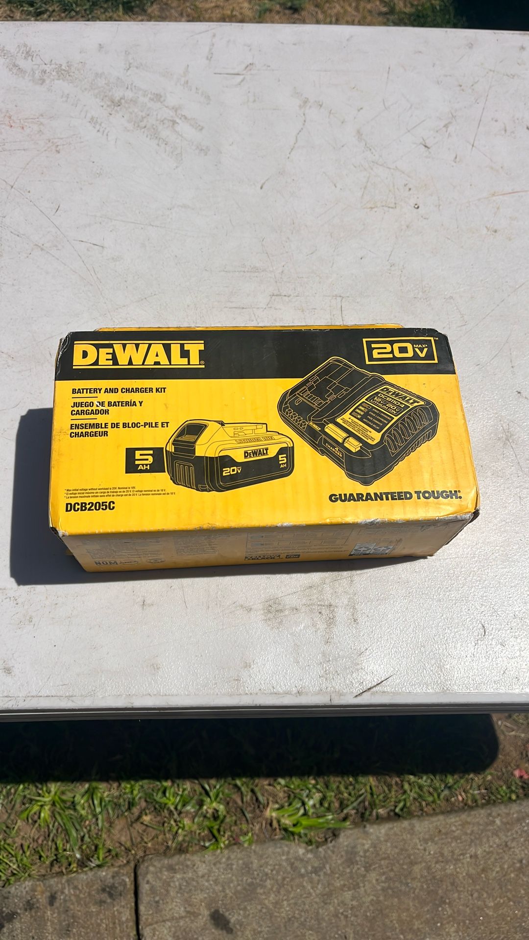 Dewalt Charger And Battery Bundle