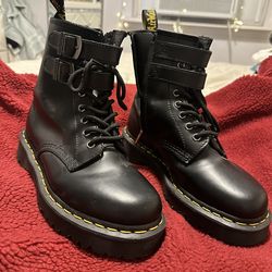 Boots Size 6 Youth