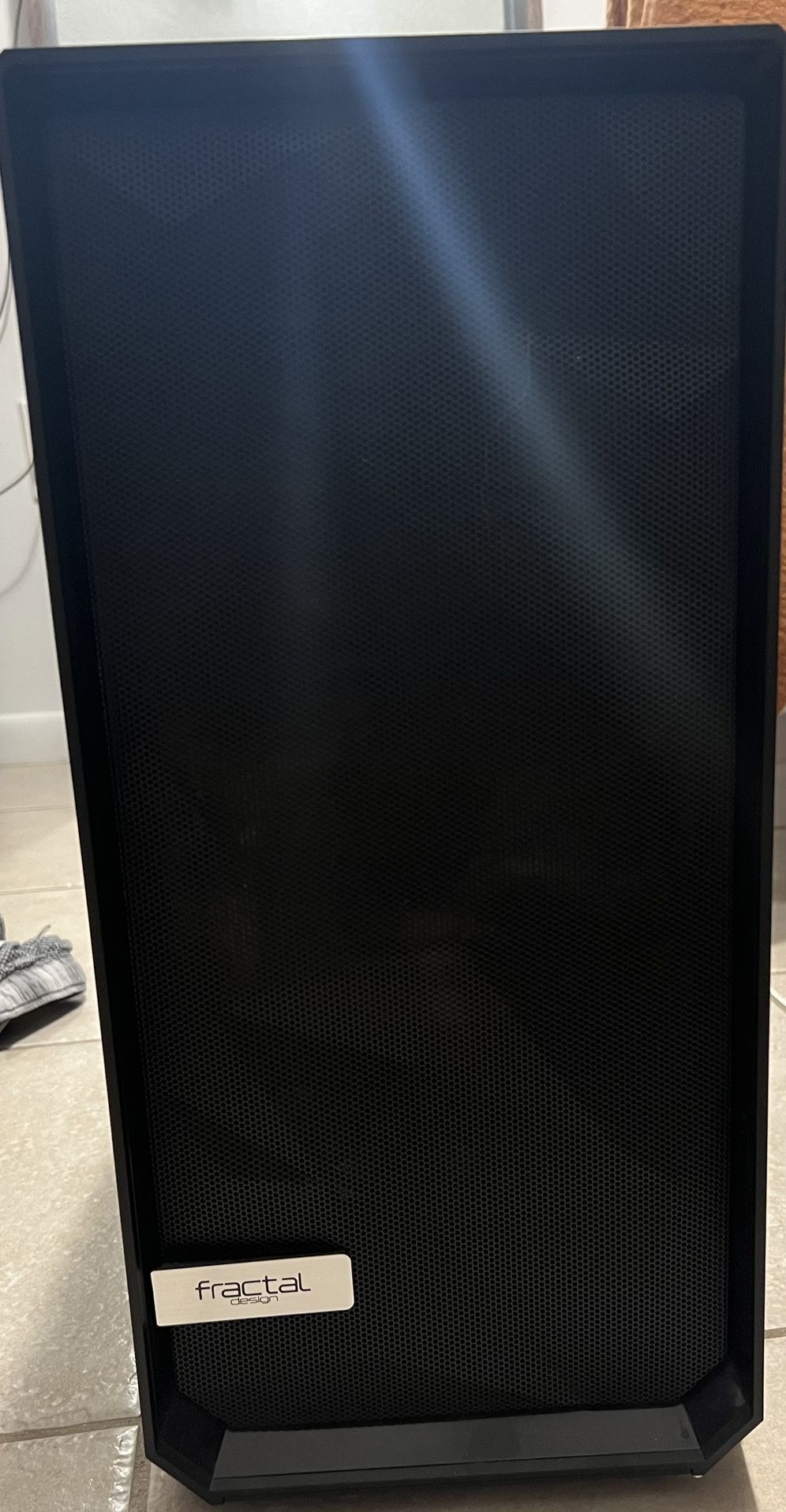 Fractal Design Case With Extras