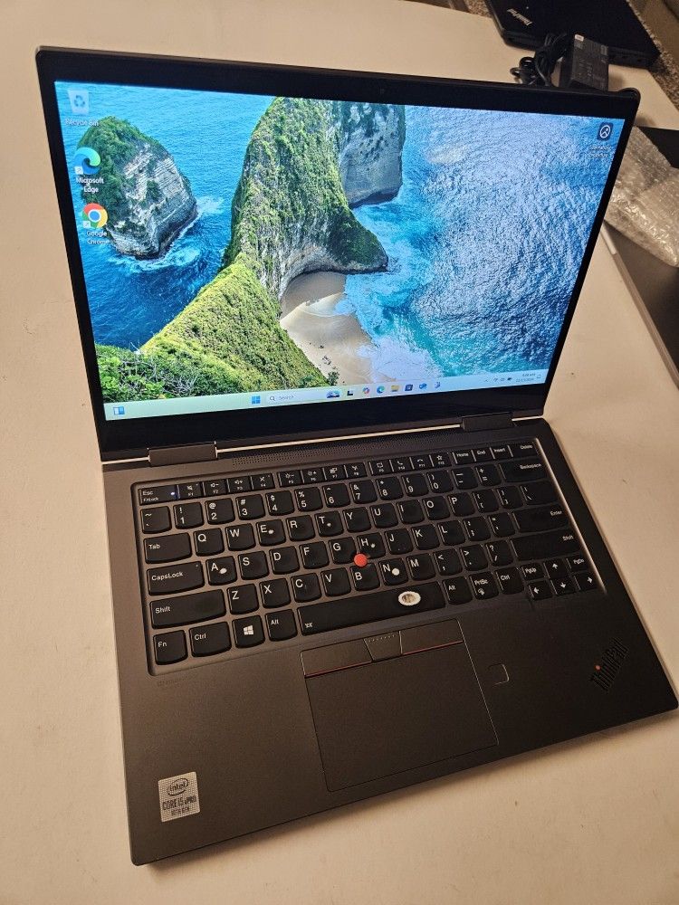 Lenovo ThinkPad X1 Yoga i5 16gb Ram 256gb SSD Drive 14" Screen