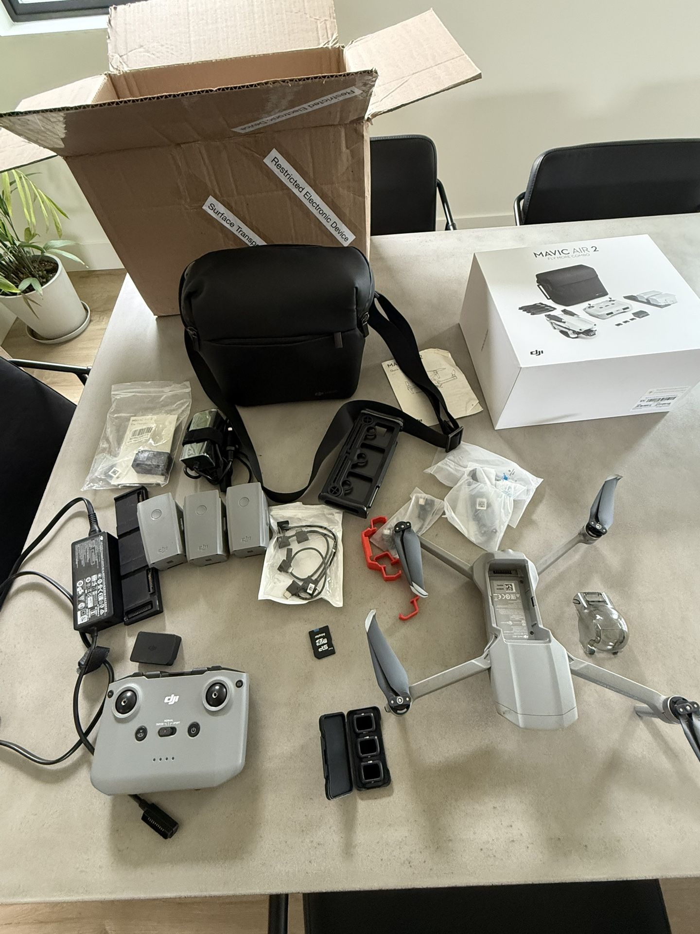 DJI Mavic Air 2 fly More Combo + more Accessories