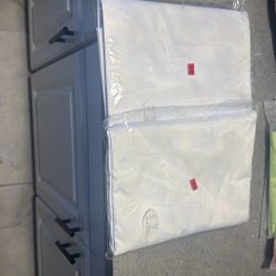 💥$10💥2 Round Table Cloths( Por 2 Cubertores De Mesa)redonda