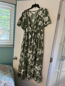Women’s dresses