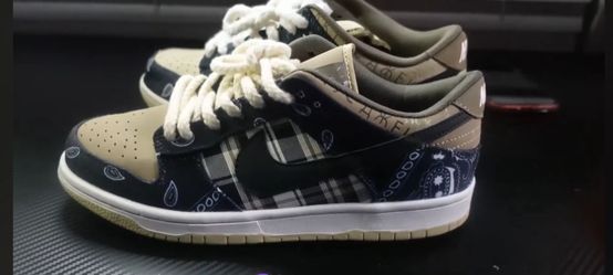 Nike Dunk Low Cactus Jack 