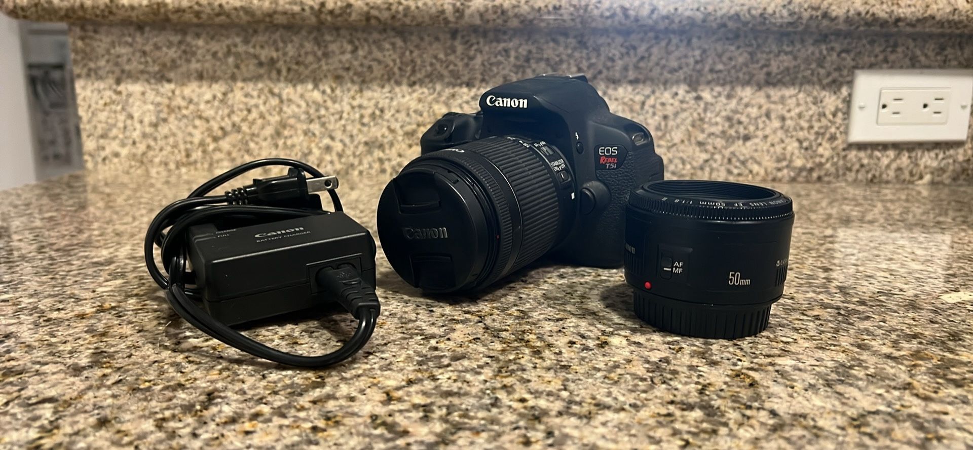 Canon Eos Rebel T5i W/ Accessories