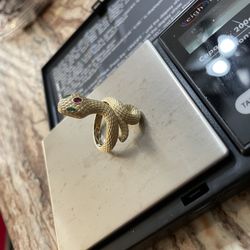 10k gold Ring  