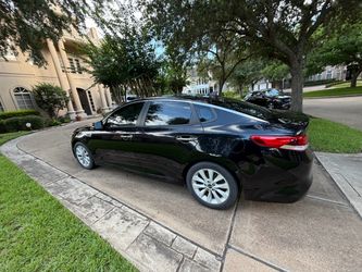2018 KIA Optima