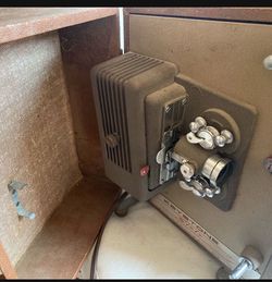 Vintage Keystone Sixty 8mm Projector Needs A New Bulb Works $40